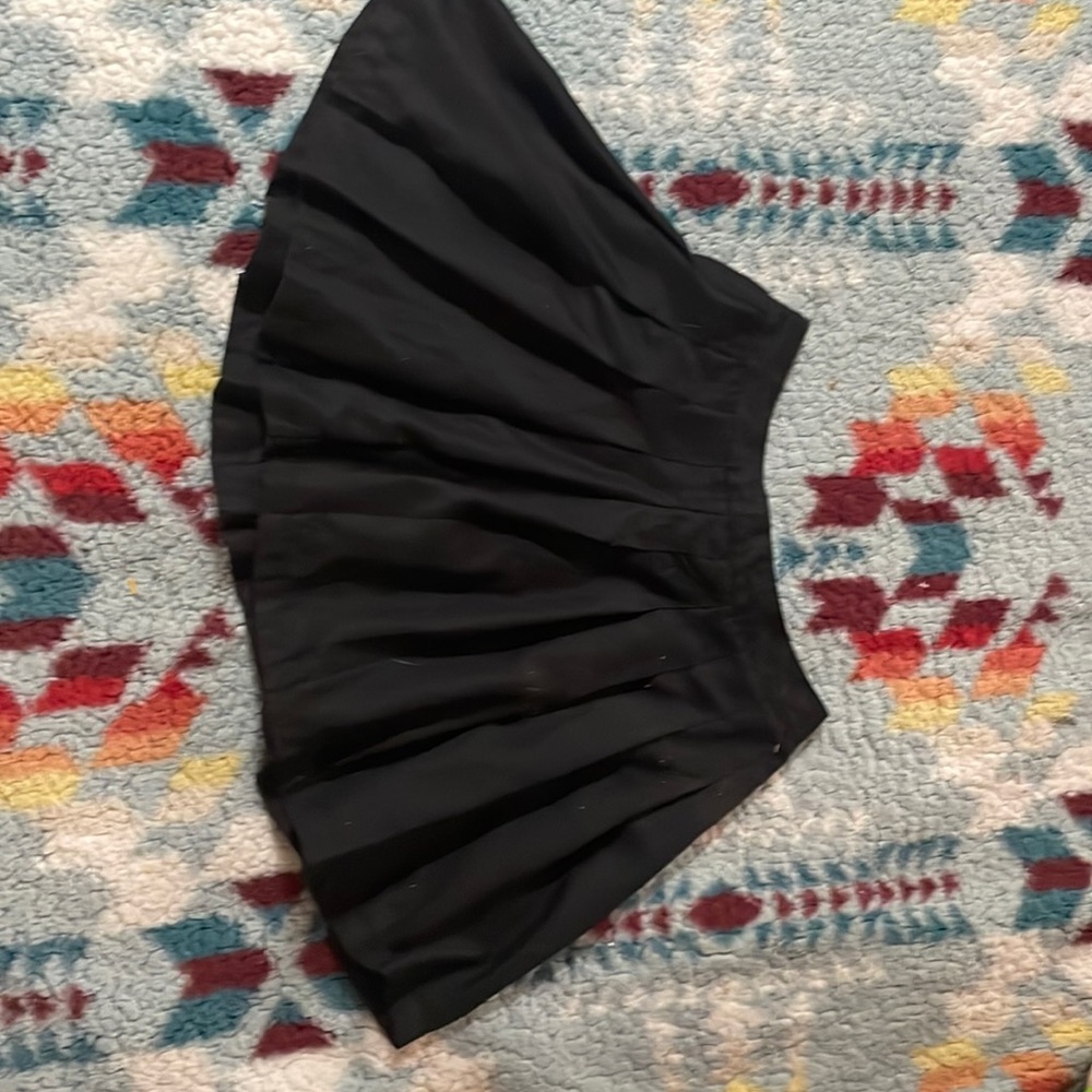FADED ROSE mini skirt, black, size small, in girls, no tags, and slightly worn.
